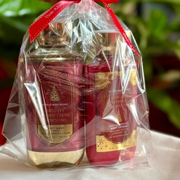 Bath & Body Works Bright Christmas Morning Body Wash and Body Lotion Set - Picture 2 of 2